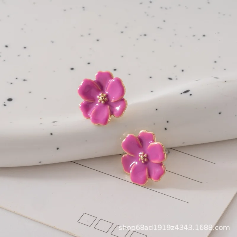 Fashion Hand Painted Drip Oil Pink Flowers Cute Simple Earrings High-end Enamel Little Three-dimensional Flowers Earrings Girls