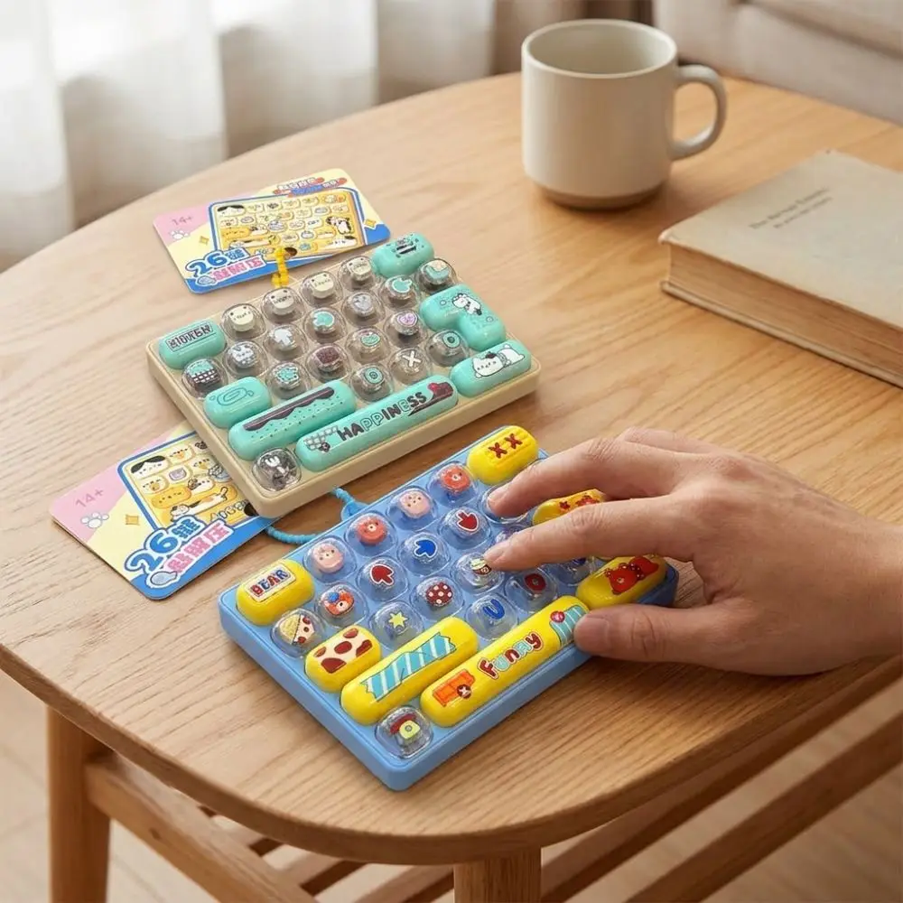 Drucktasten-Tastatur-Schlüsselanhänger mit 26 Tasten, aus transparentem Kunststoff, mit Tastenklängen, Mini-Tastatur-Anhänger, sensorische, klickbare Tasten – Detail 3