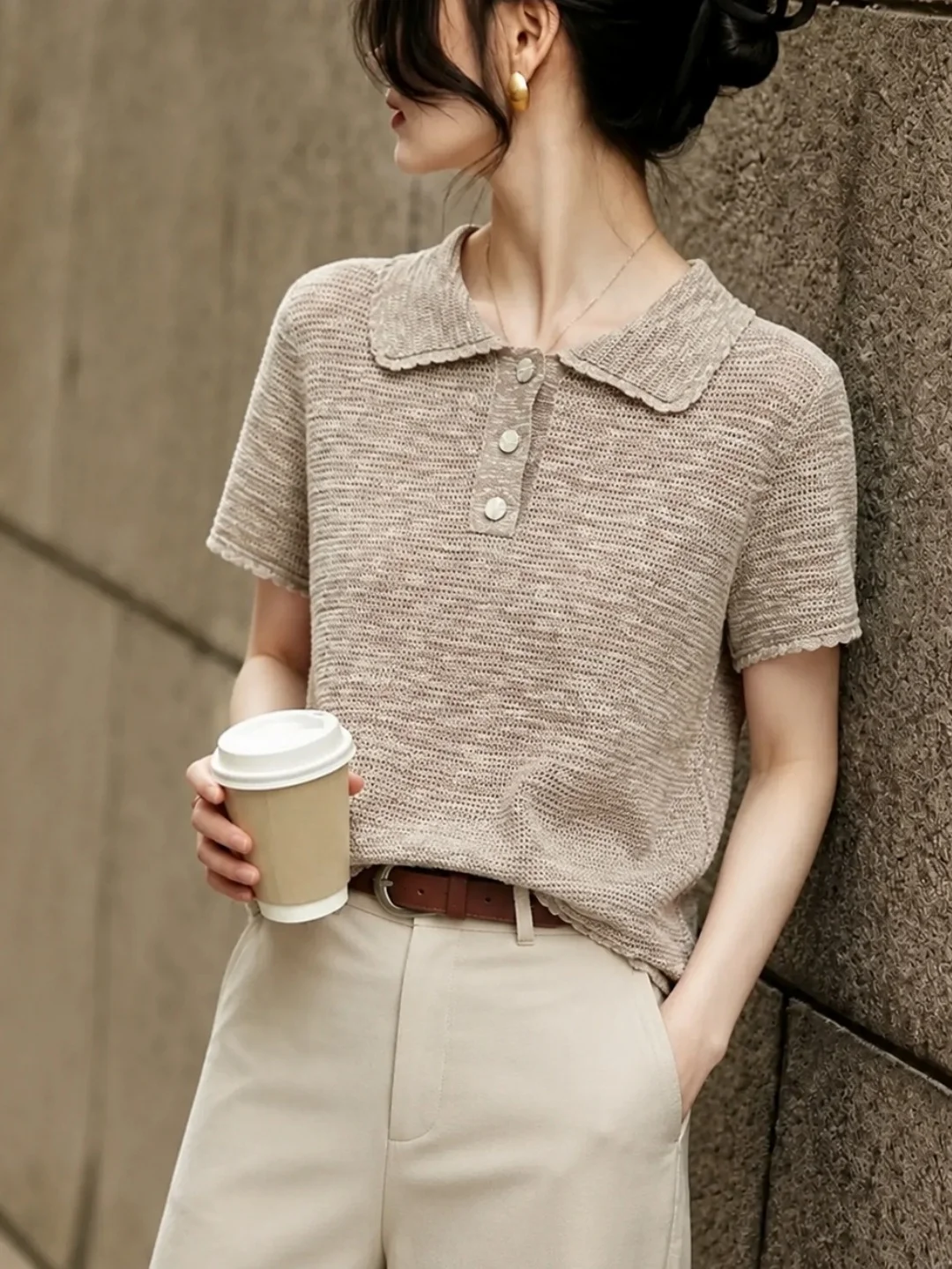 

Fashionable Ice Silk Neck Knitwear Short Sleeve Women's Top Design Sensation Summer 2026 Korean Style Straight Cut Soft