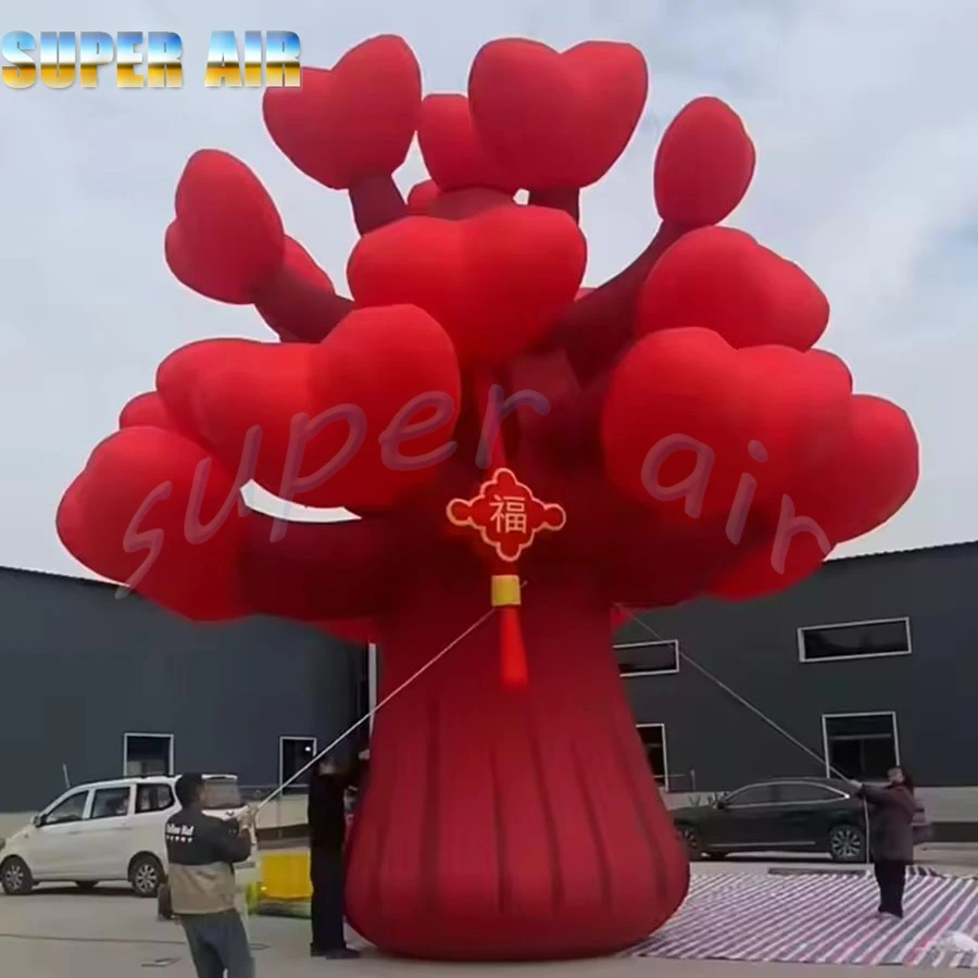 Niestandardowy projekt pięknej modelki dekoracji gigantyczne czerwone nadmuchiwane stojące drzewo i kwiat na imprezę