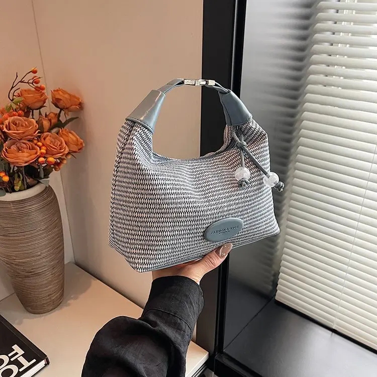 

2025 Summer Solid Color Square Bag Trendy Womens Shoulder Purse Minimalist Crossbody Bag Fashionable Handheld Tote