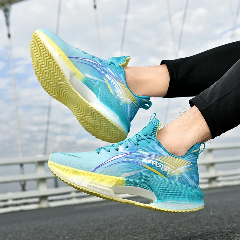 

2025 four seasons breathable men's running shoes new men's sneakers non-slip men's shoes comfortable men's casual shoes