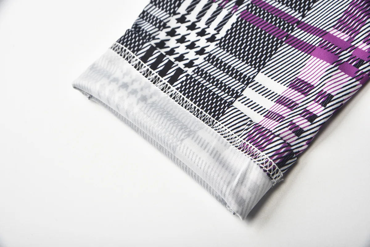 Рисунок 5 - Невидимые штаны на молнии с открытой промежностью