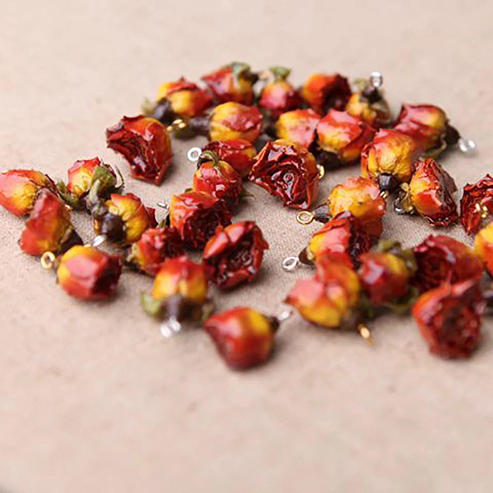 2 PCs Handmade Resin Flower Charms Jewelry Real Flower Pendants for DIY Earrings Necklace Jewelry Making New in