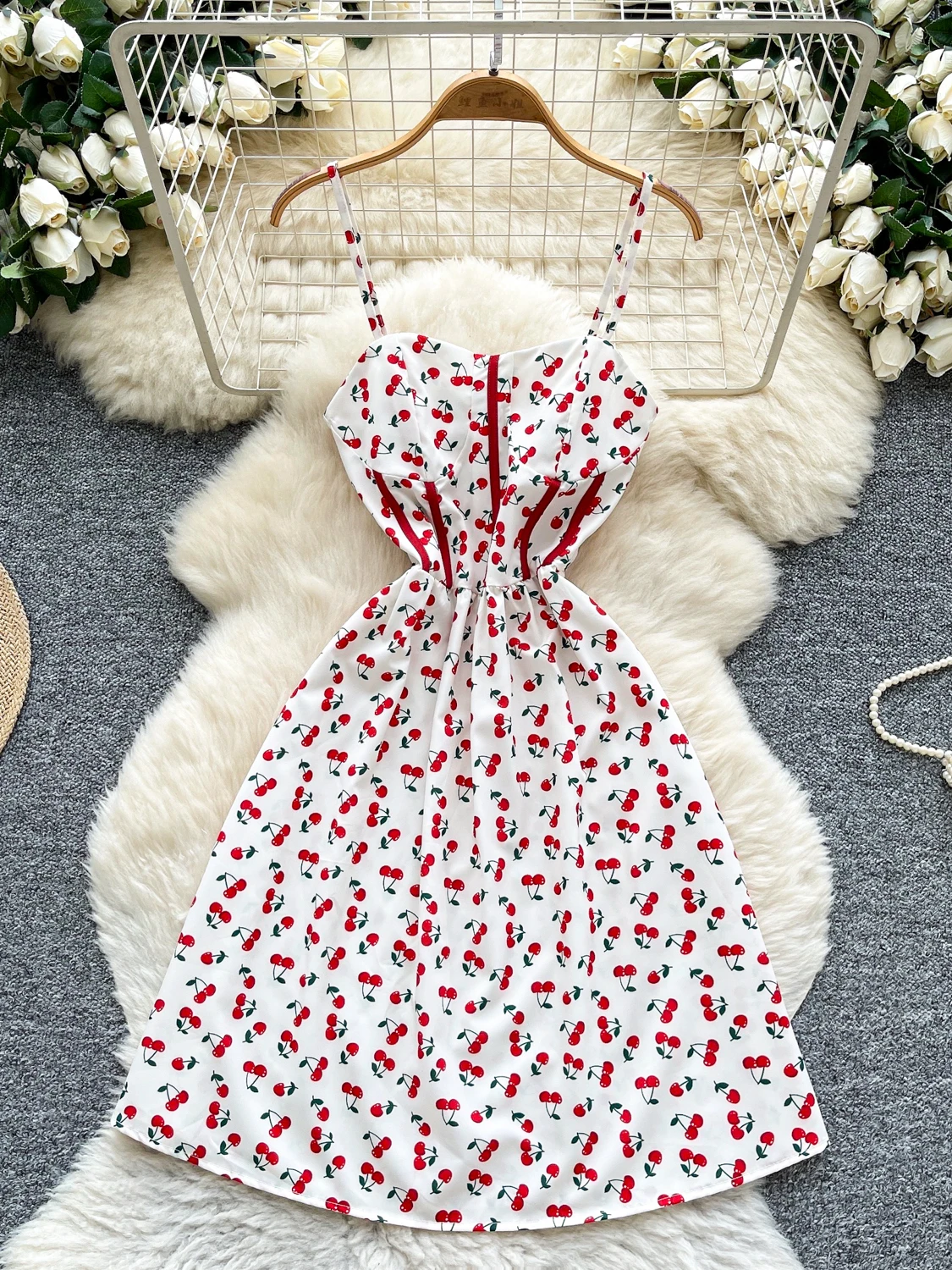 กระโปรงทรงเอลายดอกพิมพ์ลายสไตล์เรโทร สายเดี่ยว เอวสูง ทรงเข้ารูป สำหรับฤดูร้อน เหมาะสำหรับผู้หญิง ใส่ไปเที่ยวทะเลในวันหยุด แฟชั่นทันสมัย