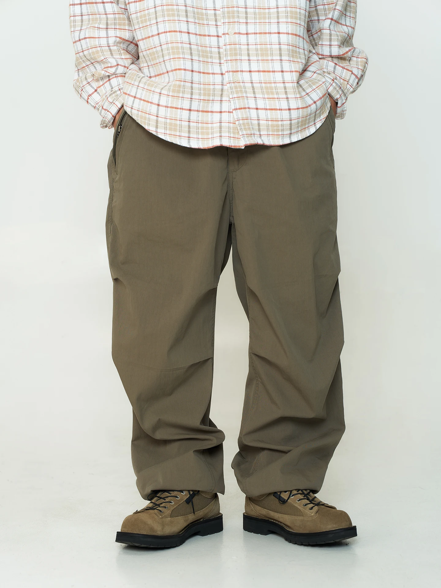 

MIDUPDATE Men's Casual Loose Straight Leg Lightweight Workwear Pants Cotton Blend Fabric Comfortable Straight Fit Trousers