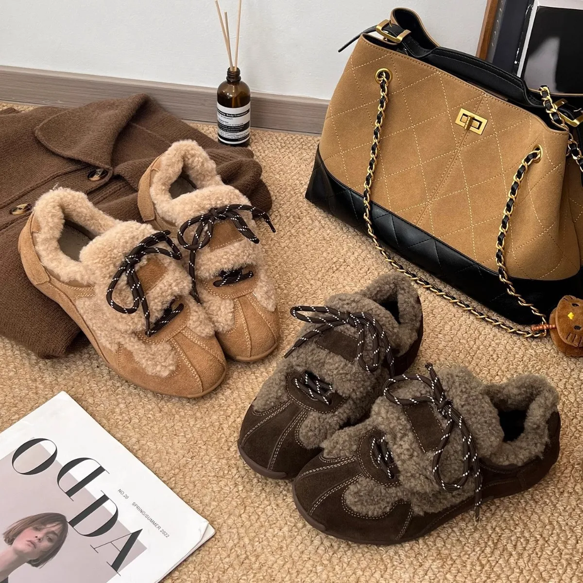 Flats Women Casual Shoes Fad Soprt Sneakers Winter Keep Warm Plush Cotton Designer Trend Lace Up Shoes Women Schuhe Dame