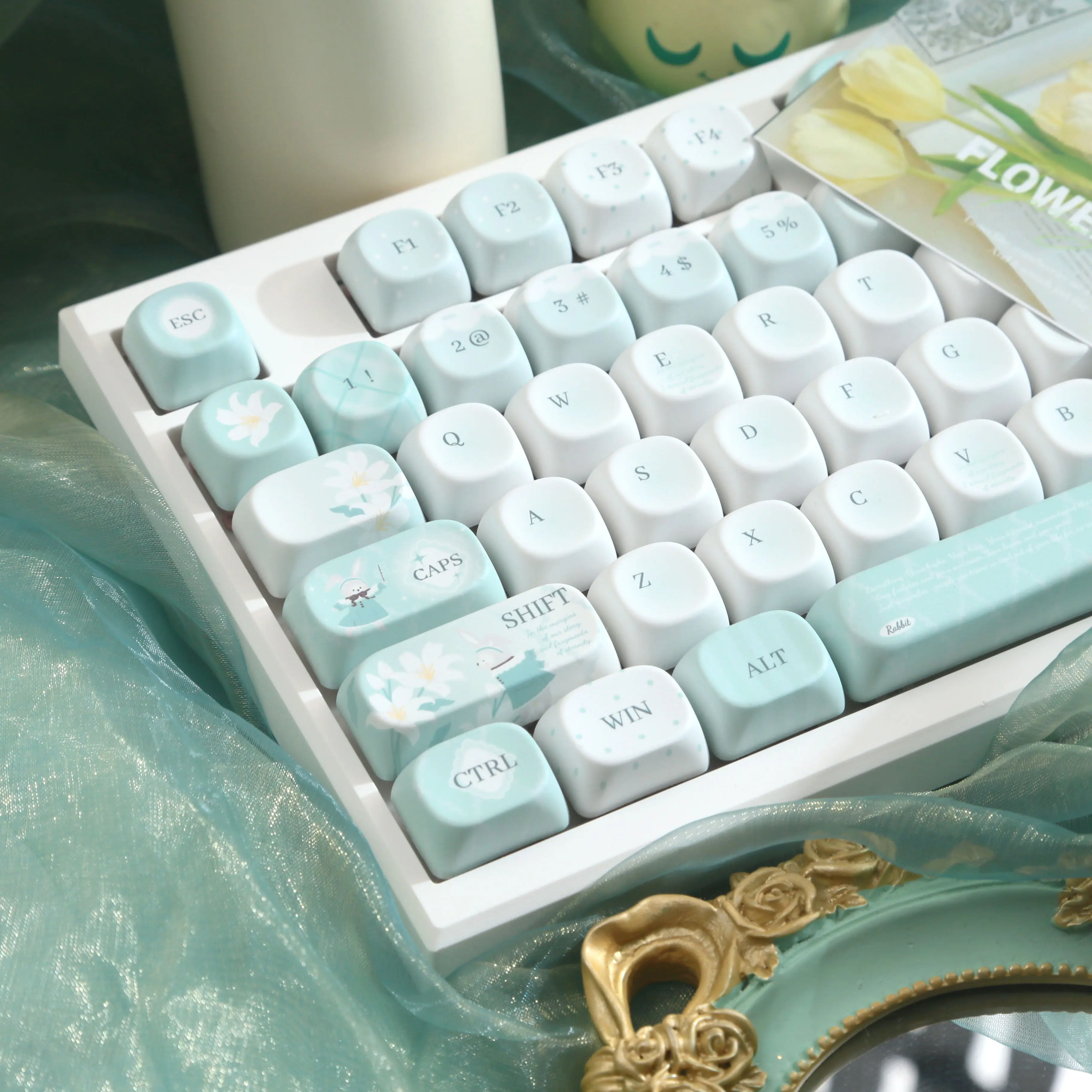 Mint Green White Floral MOA Profile Keycaps Set PBT Dye-Sub Cute Rabbit Keycaps For Mechanical Keyboard 68/87/98/104/108 Alice
