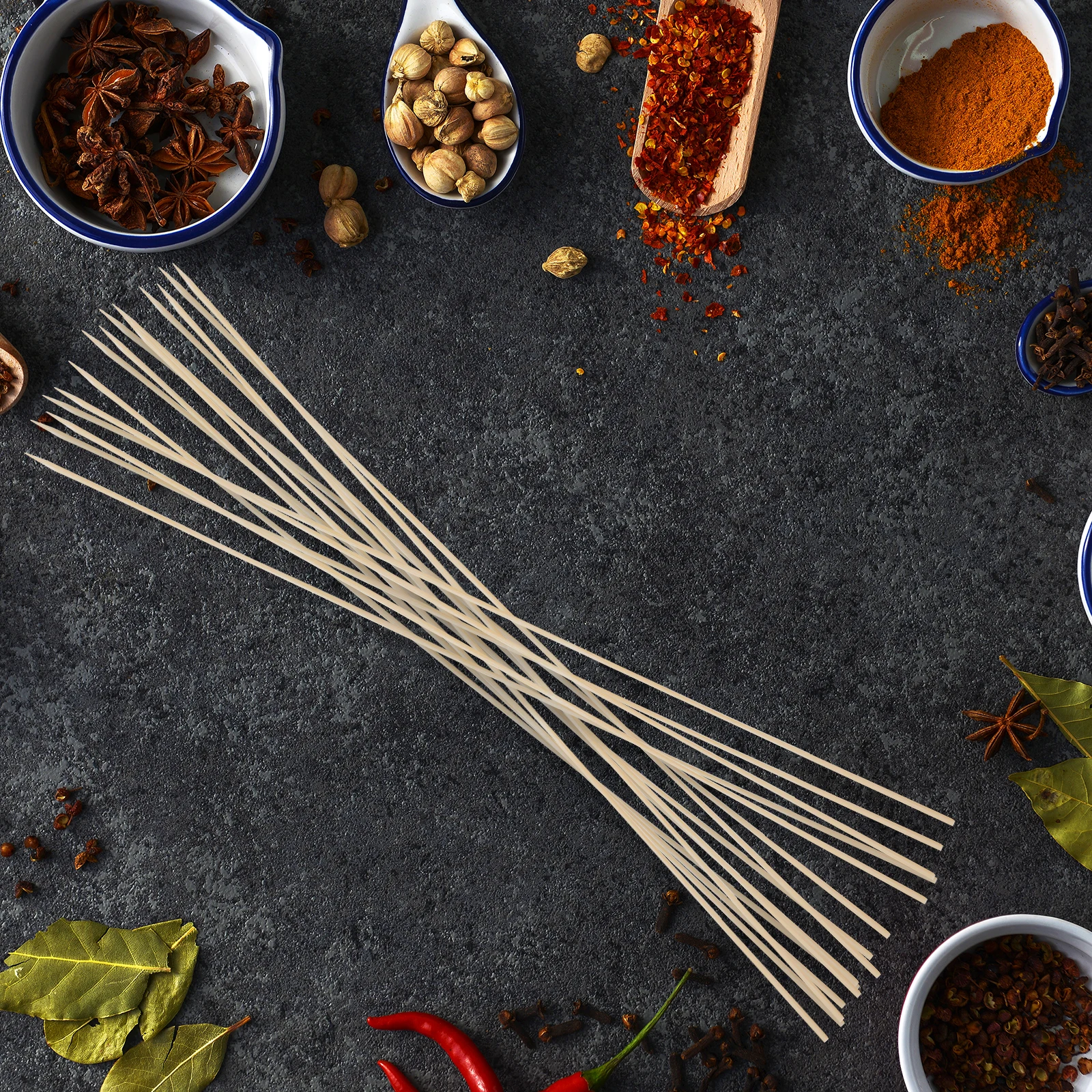 

210Pcs Bamboo Skewers Polished Bbq Sticks Marshmallow Fruit Skewers for Outdoor Barbecue Bamboo Picks