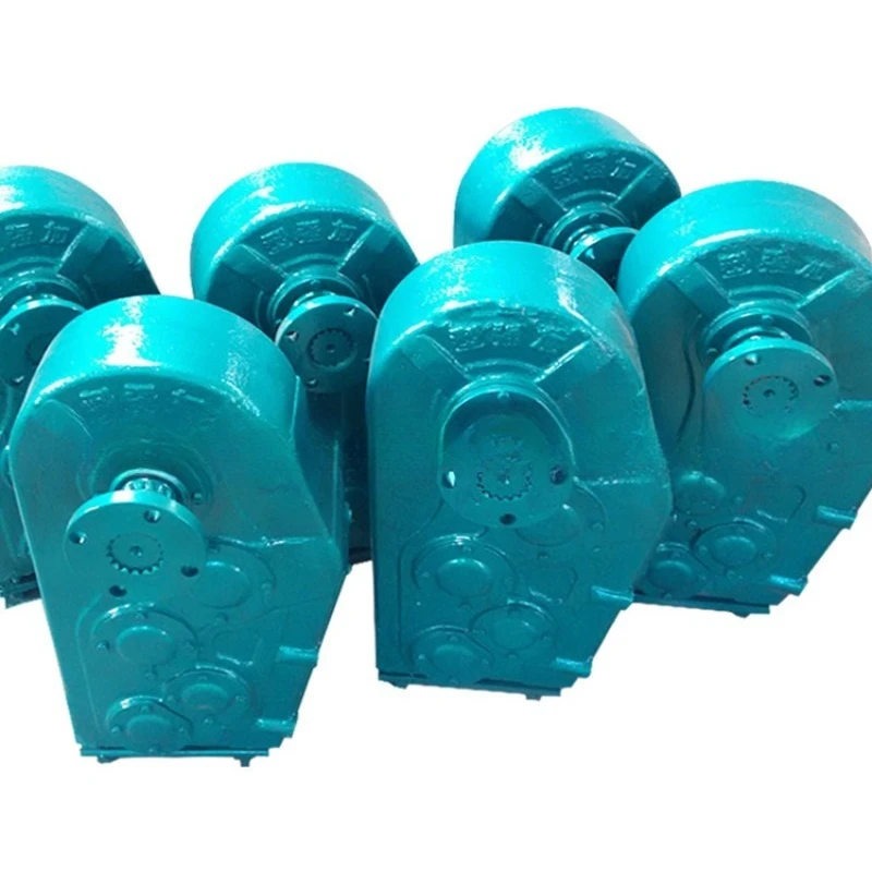 

Vegetable greenhouse quilt rolling machine, four-axis five-axis electric rolling shutter machine