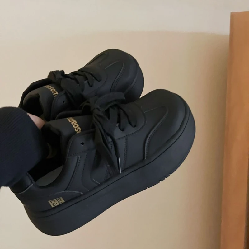 Black Big Head Bread Shoes for Women 2026 Autumn/Winter New Student Thick Bottom Height Increasing Casual Board Shoes Zapatos