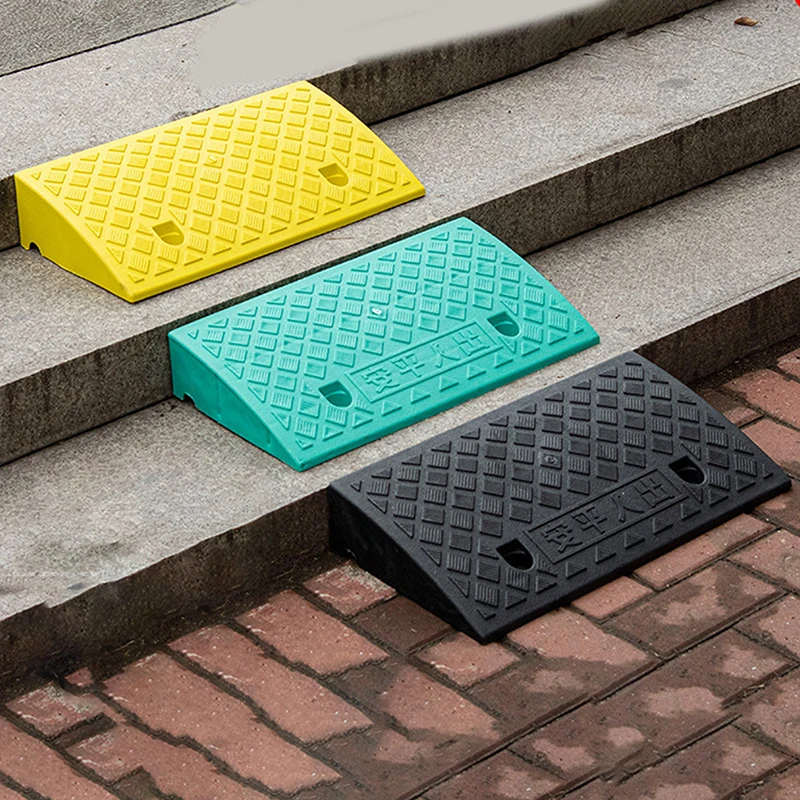 

Пластиковый нескользящий пороговый пандус для автомобилей, велосипедов, инвалидных колясок, низкий выход, плавные переходки, высота 30 мм, 40 мм, 50 мм, 1 шт.