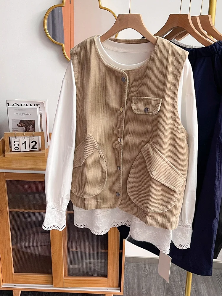 

Retro Hong Kong Sle Women's Loose Fit Corduroy Vest Spring 2025 Svel Jaet with Big kets round Ne Button Detail