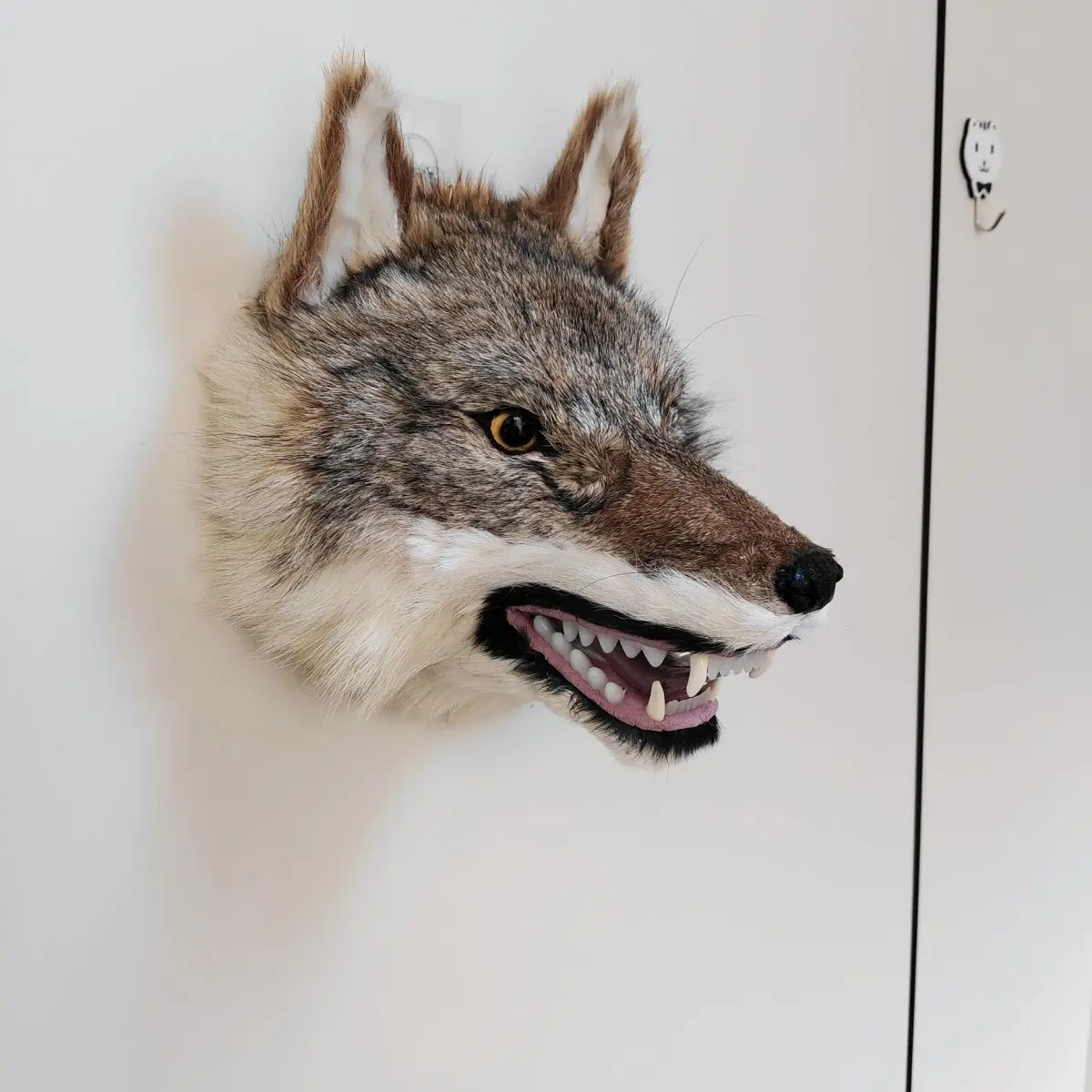 Realistic Genuine Leather Wolf Head Wall Hanging Hat Home Decor Personalized Custom