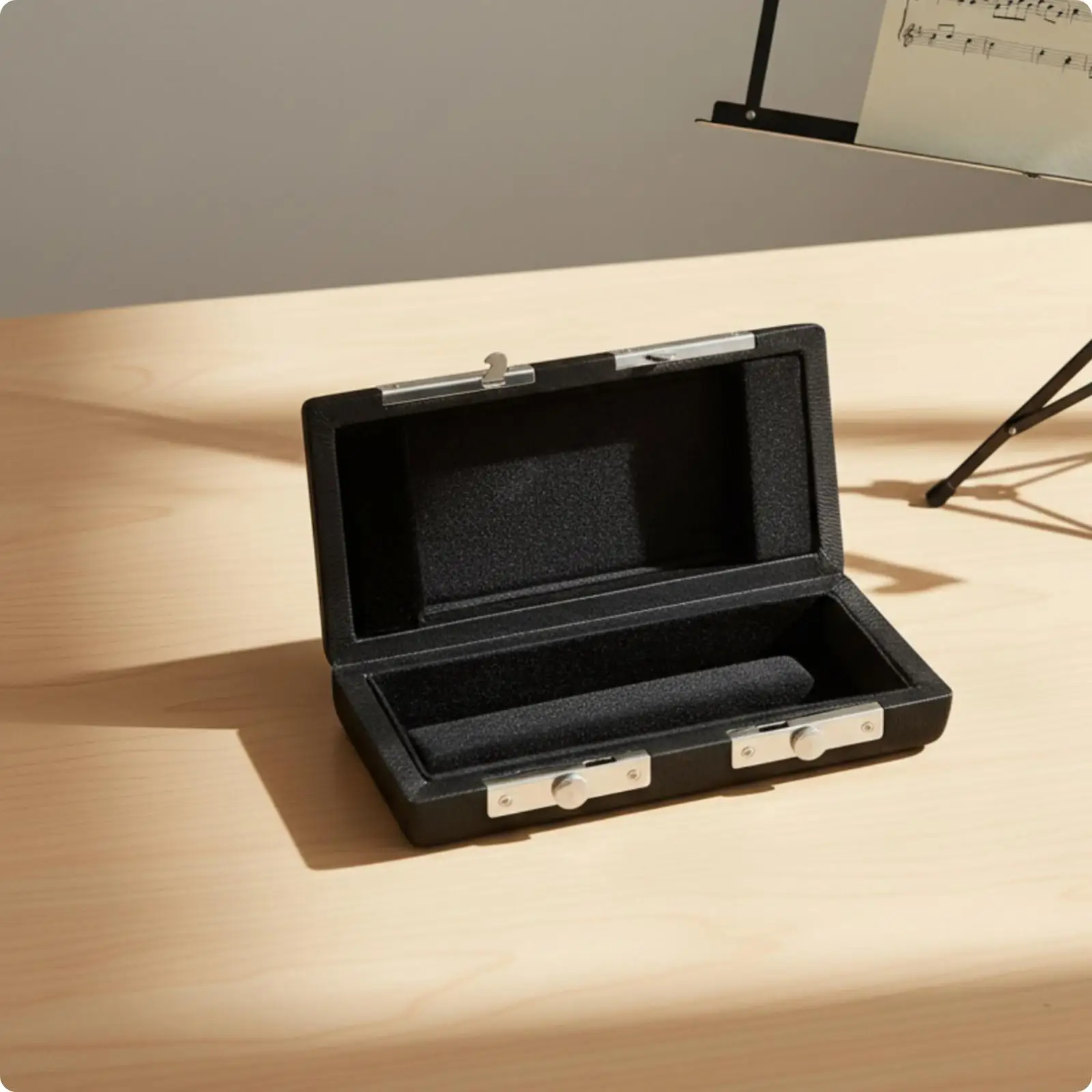 Small Flute Case for Metal and Plastic Flutes Secure Hinged Design with Soft Lining for Safe Daily Transport