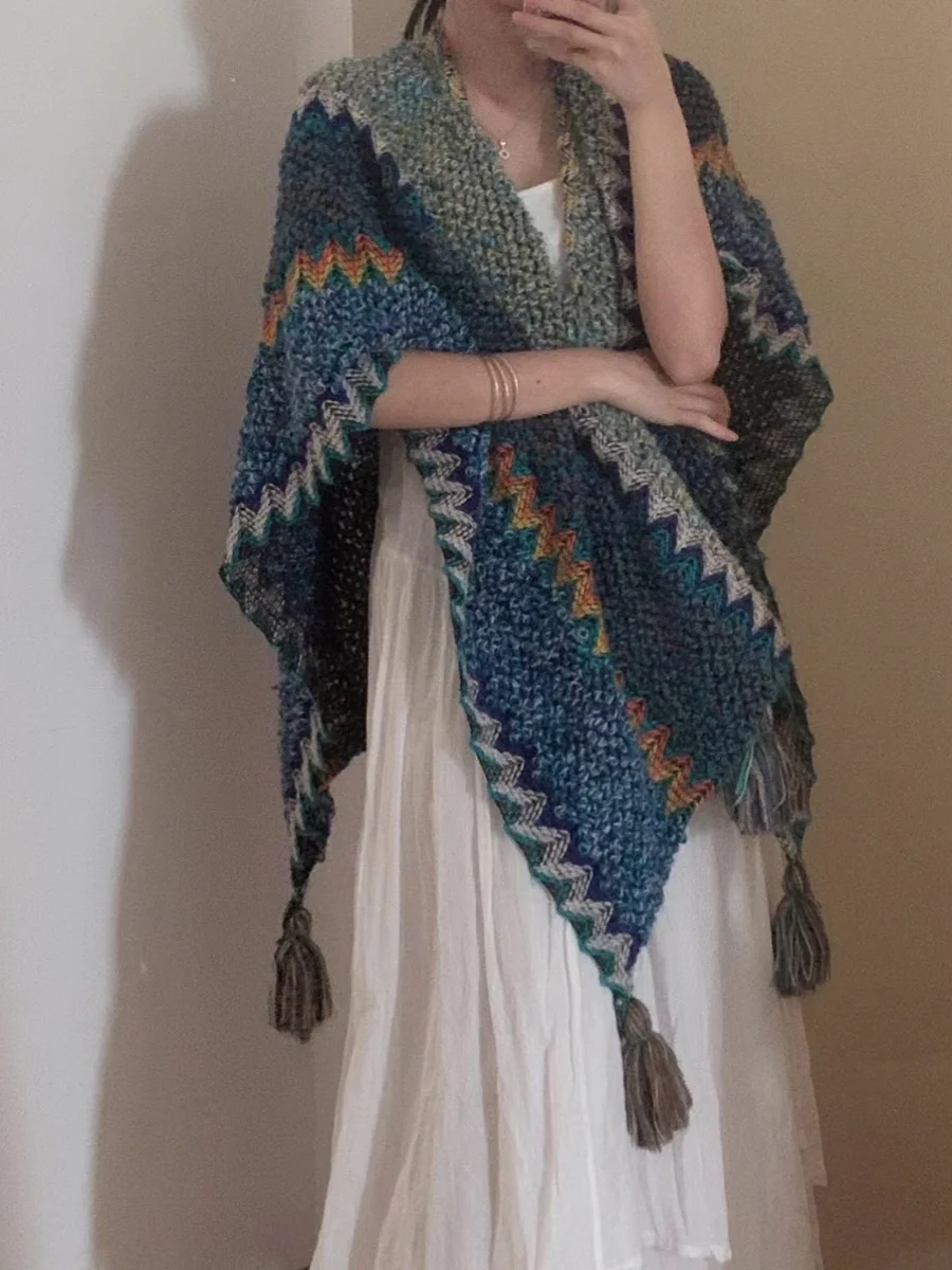 

Осень-зима n Sle Вязаная шило Тяжелая работа с кисточками Женская куртка Этническая мода V-Ne Svel Thiened