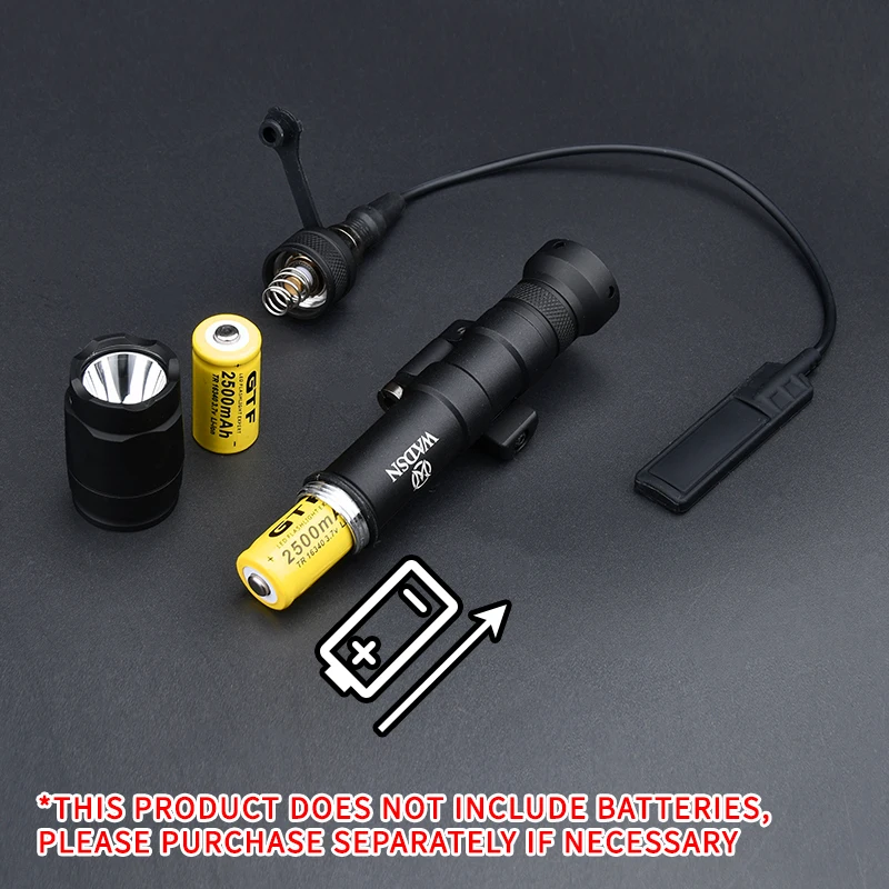 WADSN M600 M640C Tactical Flashlight 800lumens White LED Scout Light Hunting Weapon Airsoft AccessoryFit 20mm Picatinny Rail