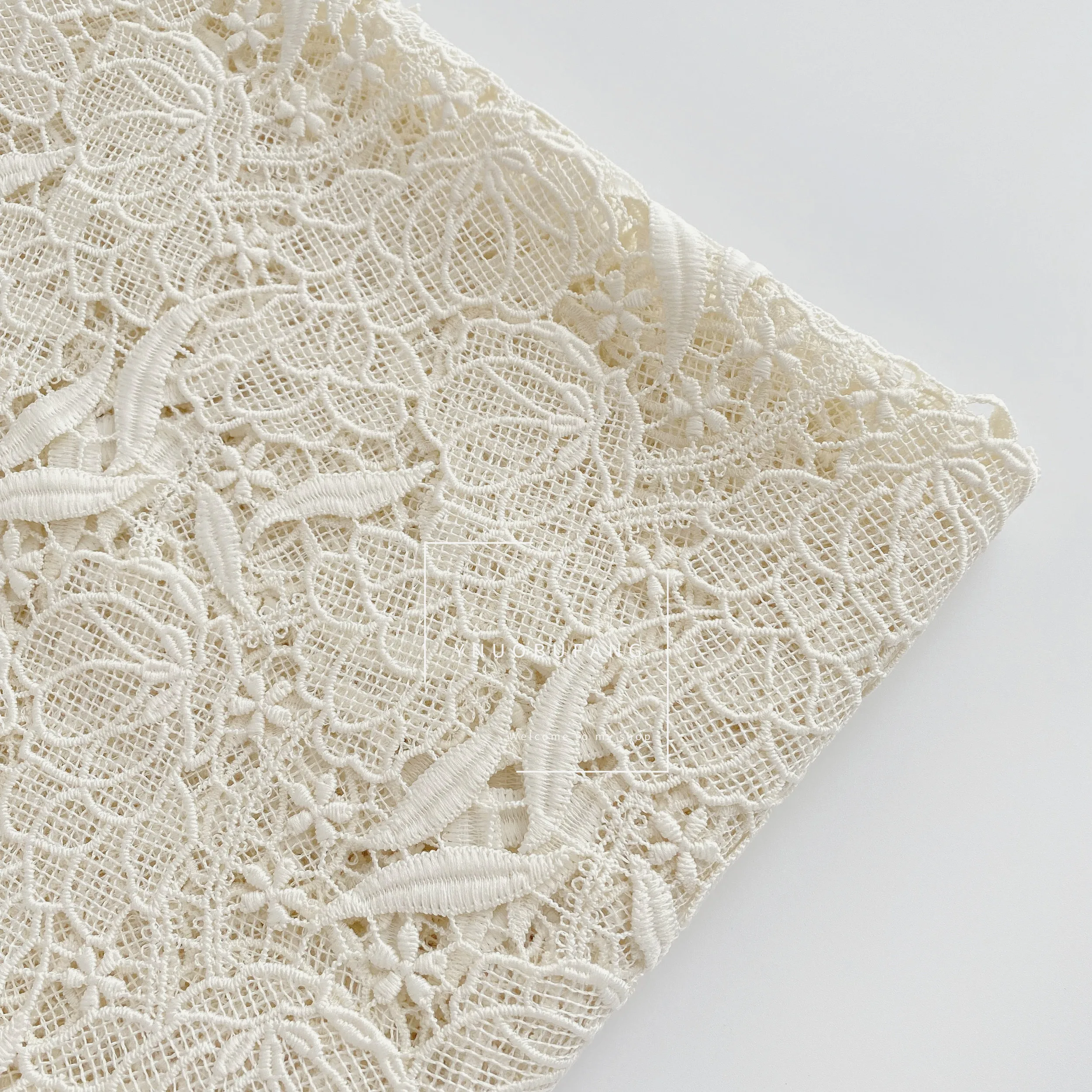 Off White Flower Hollow Water-soluble Embroidery Lace Fabric Dress Cheongsam Custom Fabric Designer Fabric Hamdmade Diy