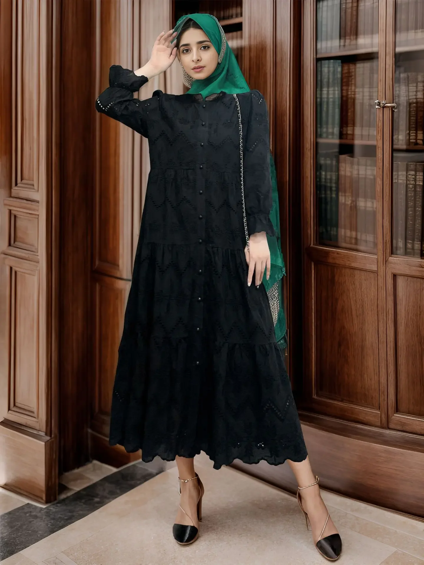 

Fashion Lace Embroidery Abayas for Women Long Dress Marocain Femme Djellaba Turkey Kaftan Dubai Abaya Muslim Islamic Arab Cloth