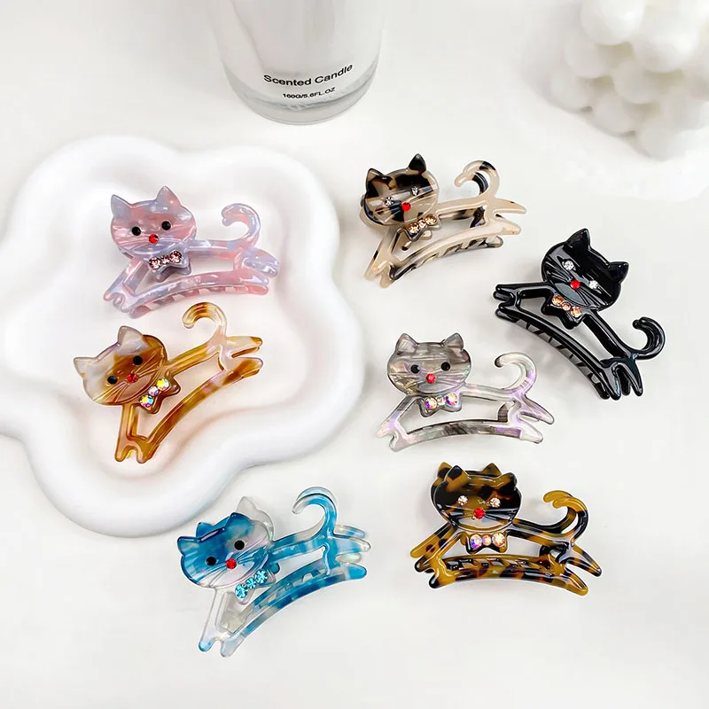 

French Light Luxury 6CM Small Cat Shark Clip Simple Acetate Hollow Out Rhinestones Animal Hair Clip Hair Accessories For Woman