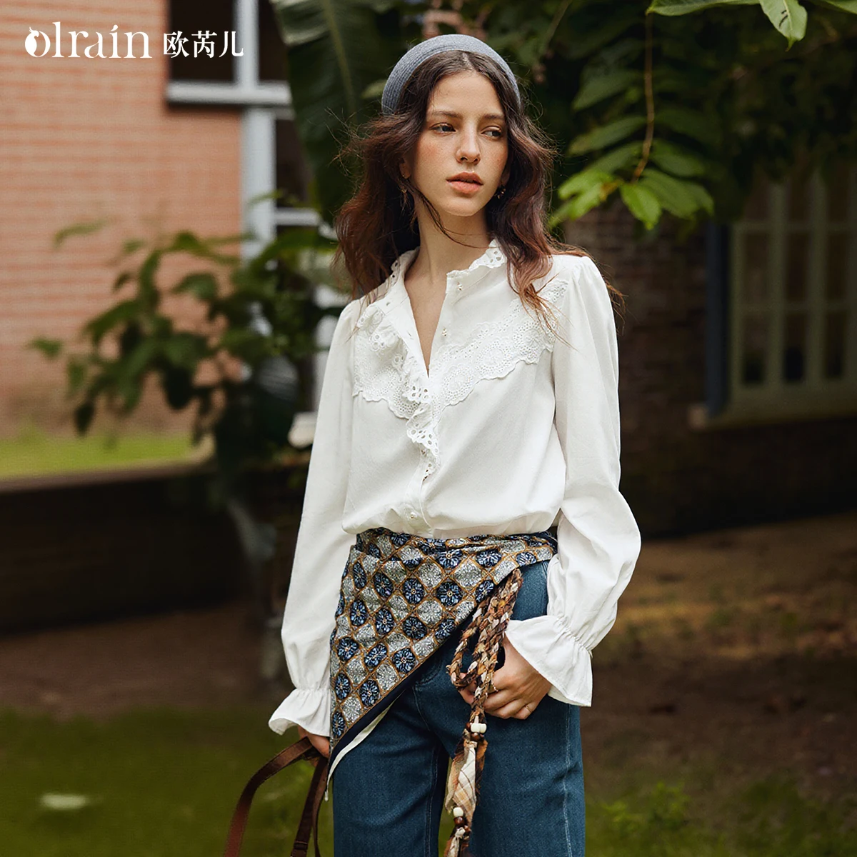 

OLrain French Lace Shirts 2025 New Woman Autumn Hollow Long-sleeved Blouse Single Breasted Petal Sleeve Female Shirt O57QC001650