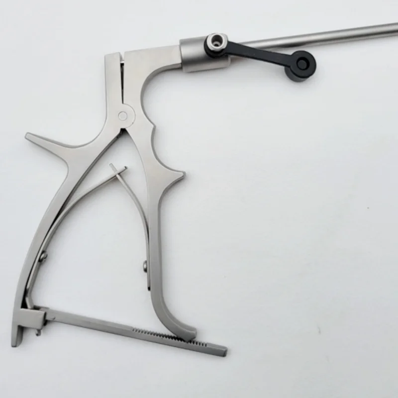 Obstetrics and gynecology instruments - Uterine size grasping forceps - Laparoscopic instruments for removing large