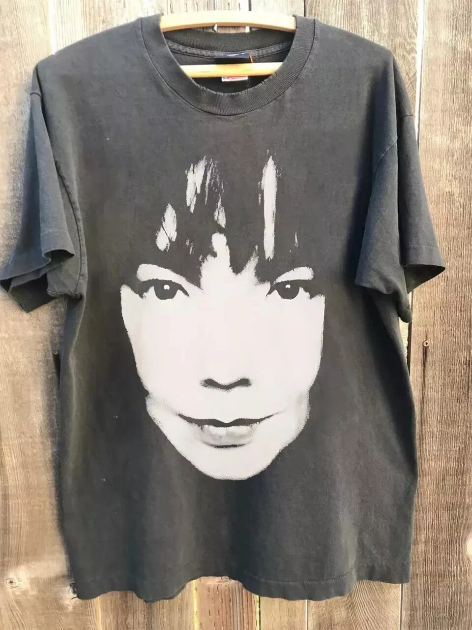 Camiseta Unissex Bjork Debut Estilo Básico Grafite com Estampa Completa