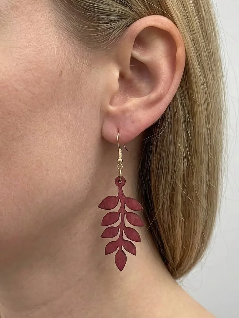5 Pairs/Set, Women's Fashionable Dangle Earrings, Colorful Leaf and Plant-Shaped Wooden Earrings, Pastoral Bohemian Minimalist Style Earrings, Suitable for Everyday Wear, Vacations, Gift-Giving, Holidays and Any Occasion view 5