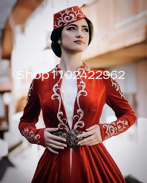 Georgian National Long Sleeve Prom Occasion Dresses Applique Embroidery Stain Two Pieces Muslim Evening Gown Crimean Tatar