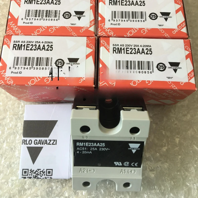 new original Carlo solid state relay RM1E23AA25