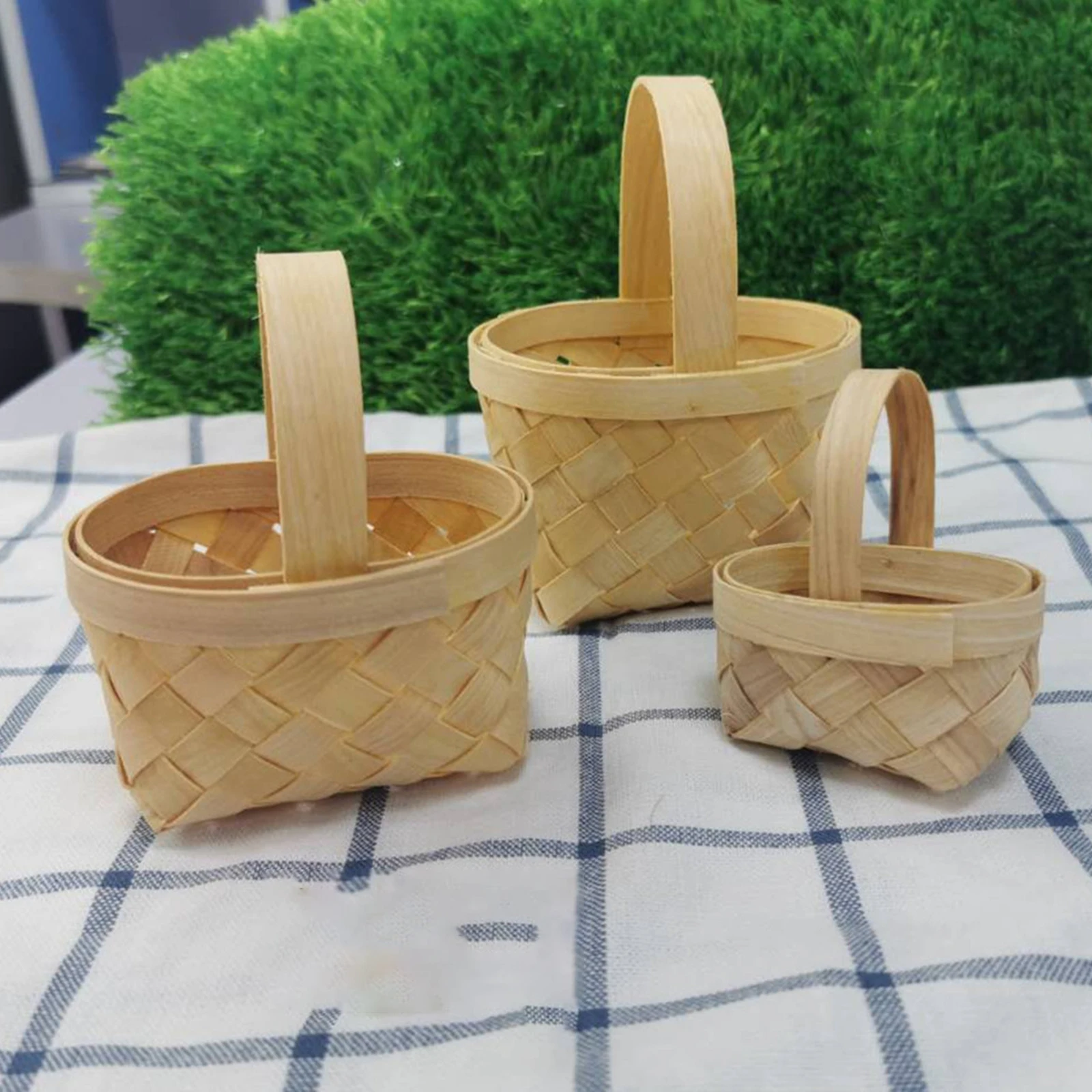 Easter Basket Easter Decoration Woven Picnic Hand Basket Bamboo Basket for Candy Wedding Party Favors Flower Display Fruits