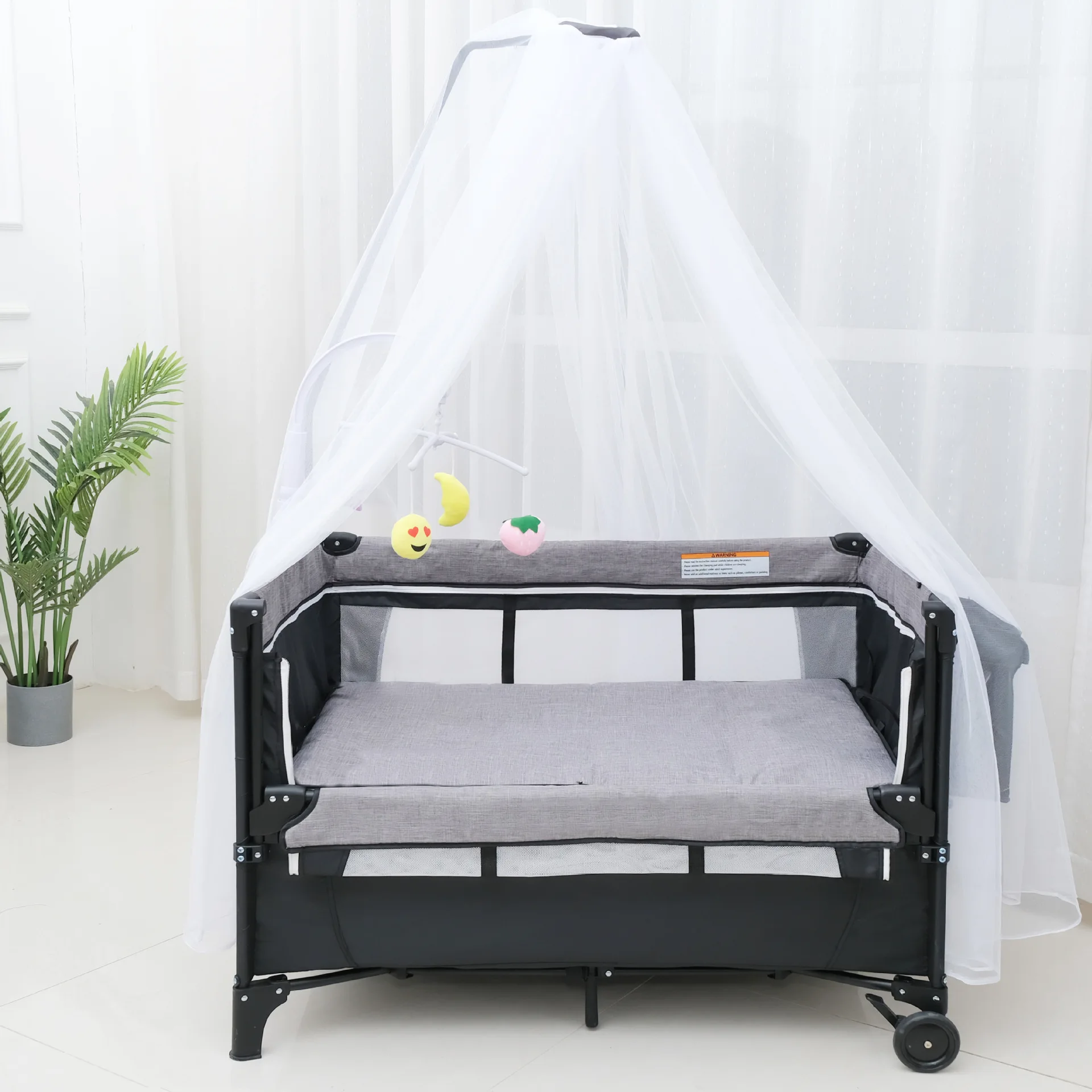 Baby Crib Splicing Large Bed Portable Mobile Diaper Table Multifunctional Game Bed Newborn Foldable Baby Bed