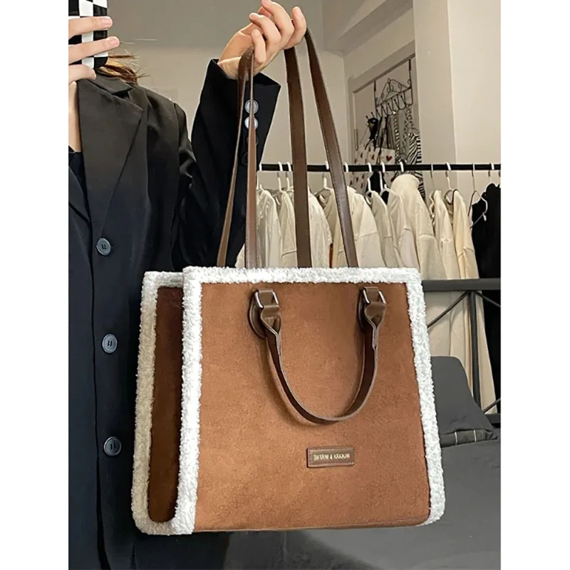 Commuter Large Capacity Tote Bag Vintage Lamb Wool Tote Bag 2023 Autumn Winter Fashion Single Shoulder Underarm Crossbody Bag