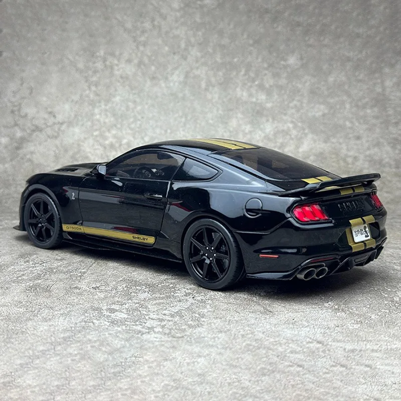 Solido Diecast 1:18 Scale Ford SHELBY GT500-H 2023 Alloy Car Model Collection Souvenir Display Ornaments