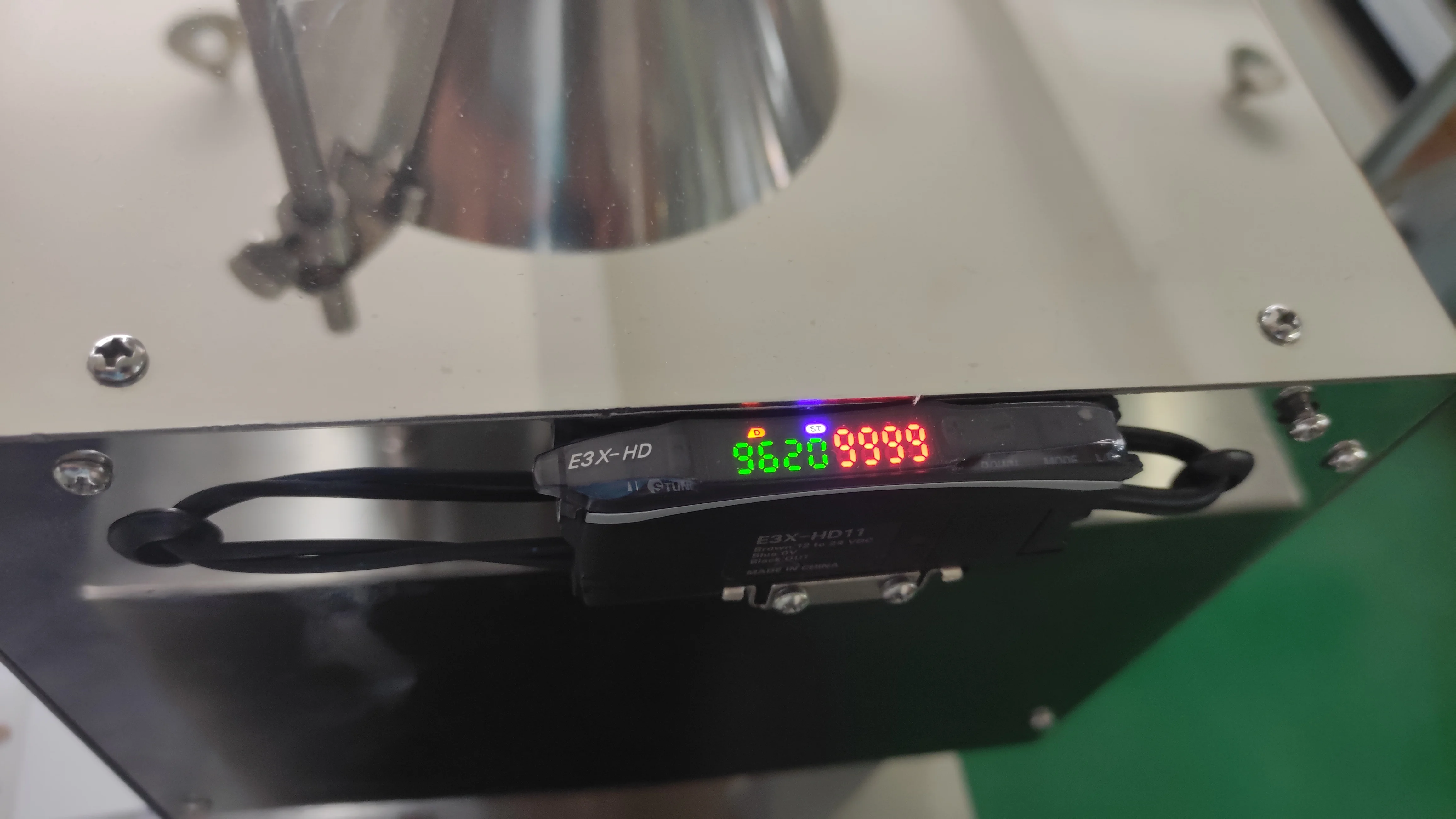 Pill Counter Efficient Counting MachineSemi-Automatic Desktop Soft