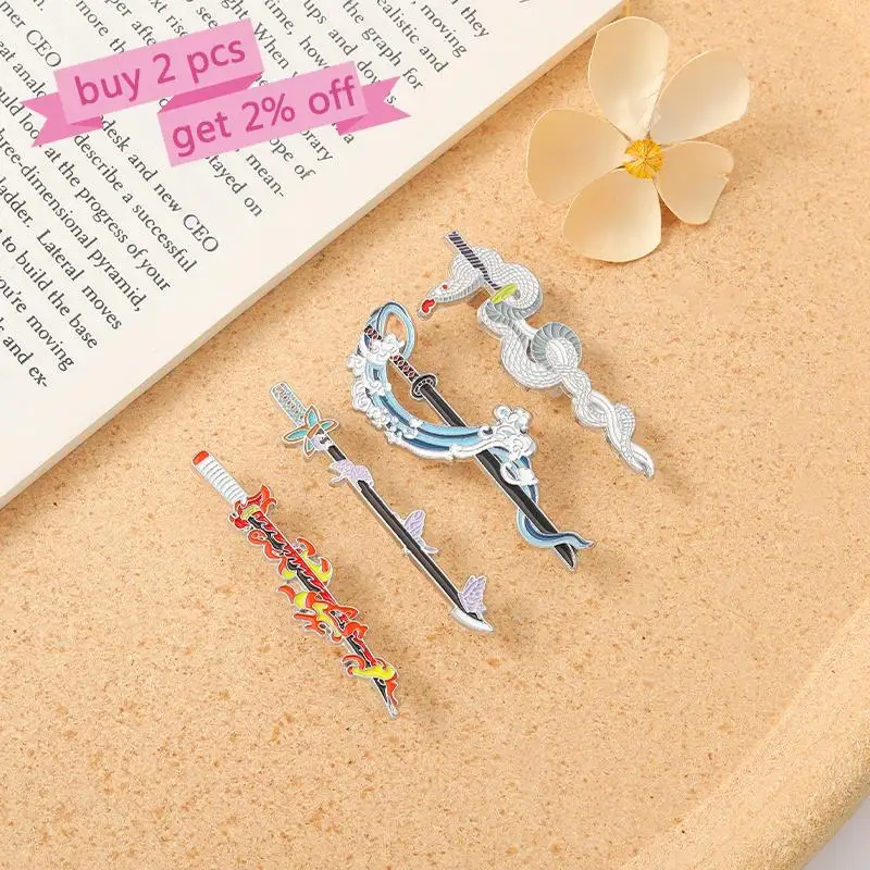 شيطان القاتل المينا دبابيس مخصصة أنيمي سكين دبابيس التلبيب شارات الكرتون مجوهرات هدية للأصدقاء المشجعين