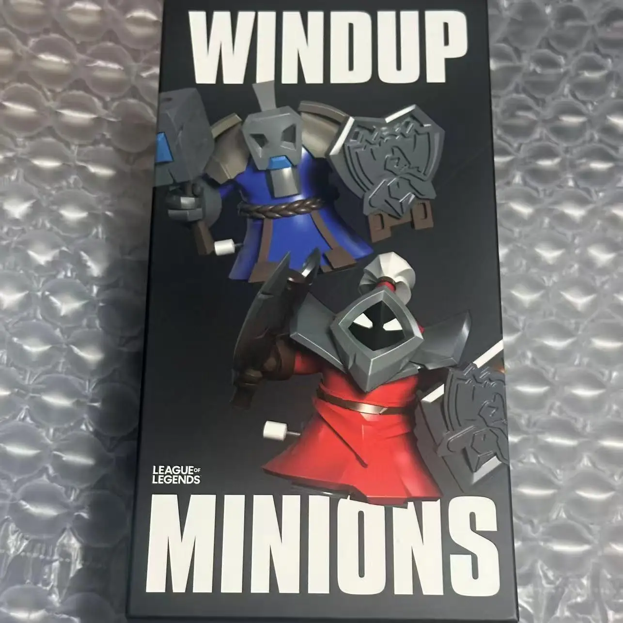 Figuras de Minions de cuerda mundiales de 2025 Embalaje original genuino Nuevo (No te aceptamos iconos en el juego para regalar)