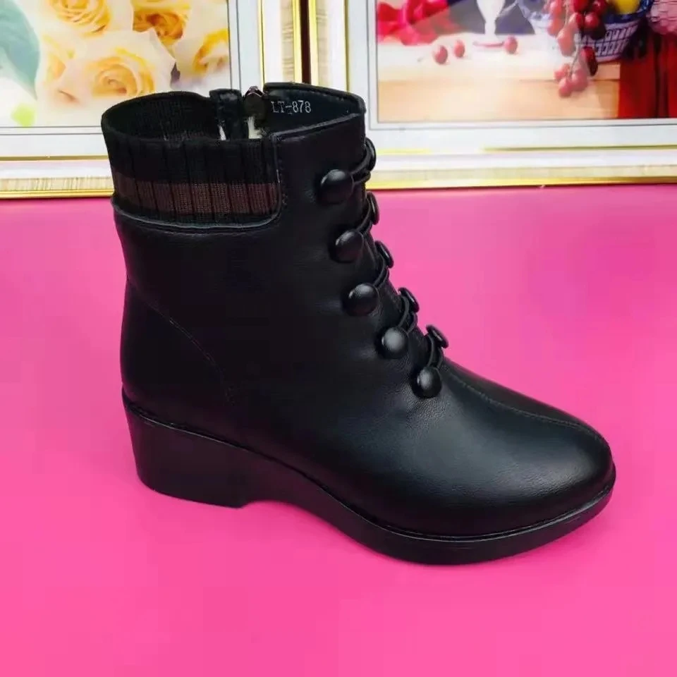 Botas de calcetín de cuña roja con botones para mujer, zapatos de cuero forrados de piel, botines de plataforma cómodos para mujer, Invierno