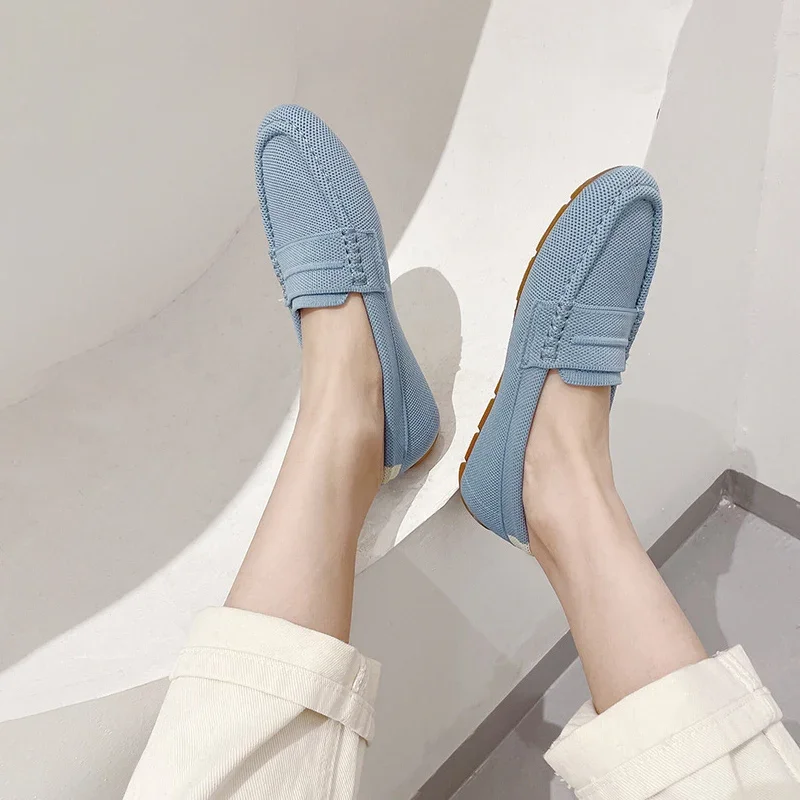 Large Size 34-43 Women\'s Flat Shoes Soft Sole Anti Slip Casual Bean Shoes 2023 New Knitted Woven Flats Shoes Slip on Loafers