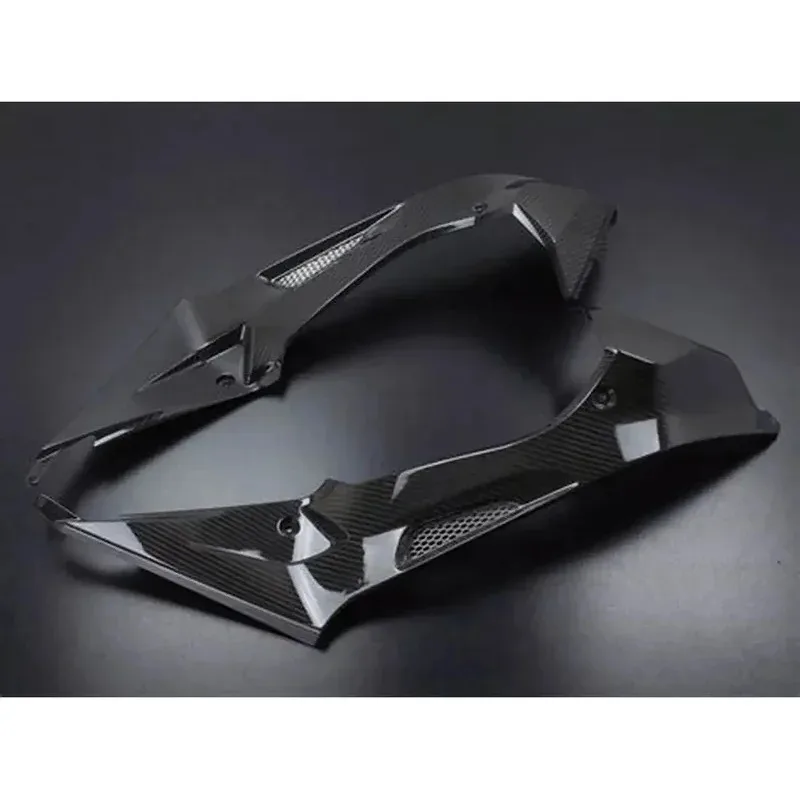 

Carbon Fiber Spoiler Dry Auto Parts Customized Retrofit Leafboard