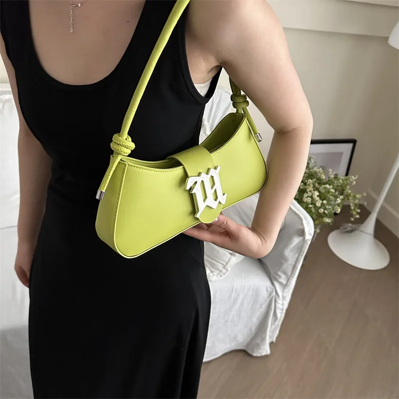 Hih High quality Texture For Women  New Fashion  Simple Temperament Sinle Shoulder Armpit Bauette Classic exquisite