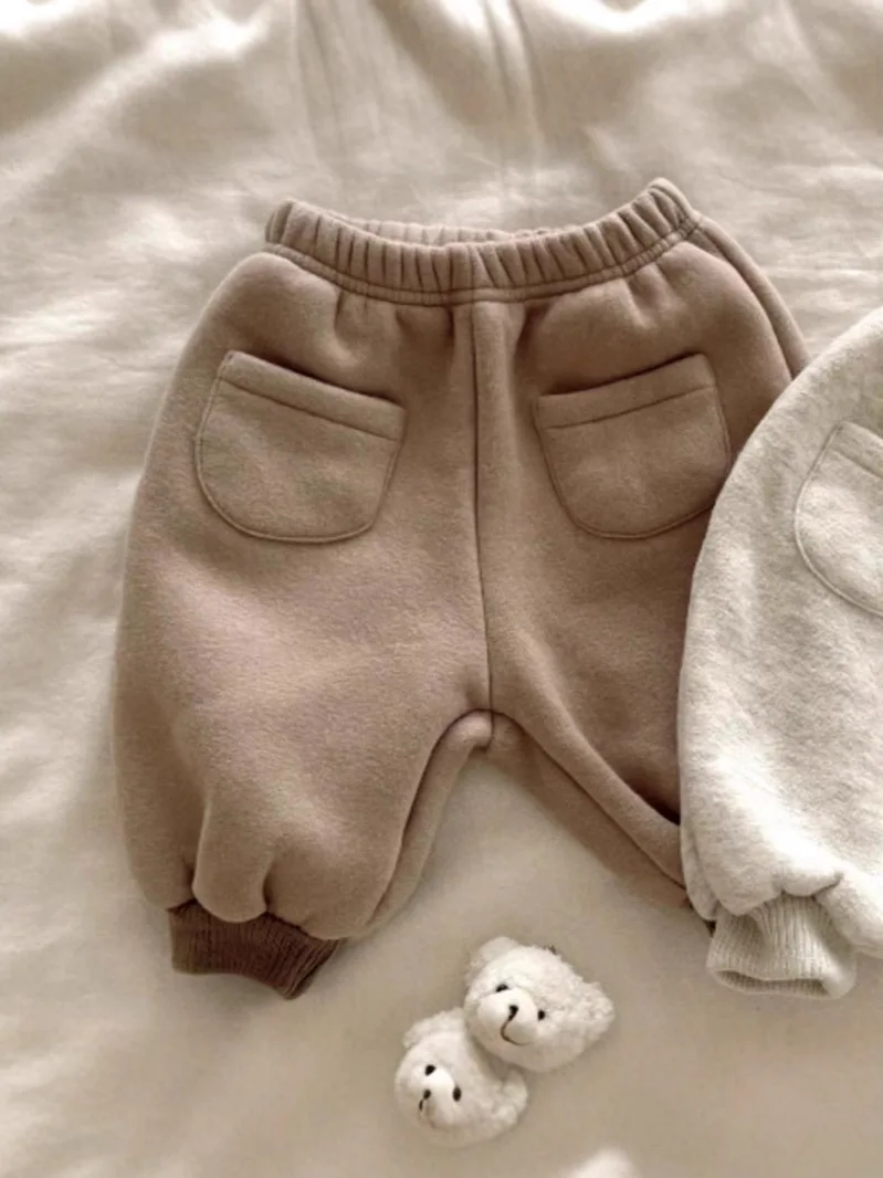 2023 Winter Neue Baby Fleece Hosen Kleinkind Junge Casual Hosen Plus Samt Dicken Säuglings Mädchen Warme Hosen Kinder Schweiß Hosen