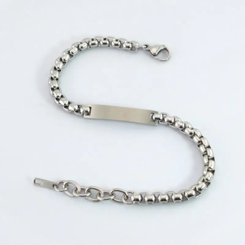 

10-elementowa квадратная жемчужная изогнутая этикетка из нержавеющей стали, простые модные аксессуары унисекс с гравировкой по индивидуальному заказу