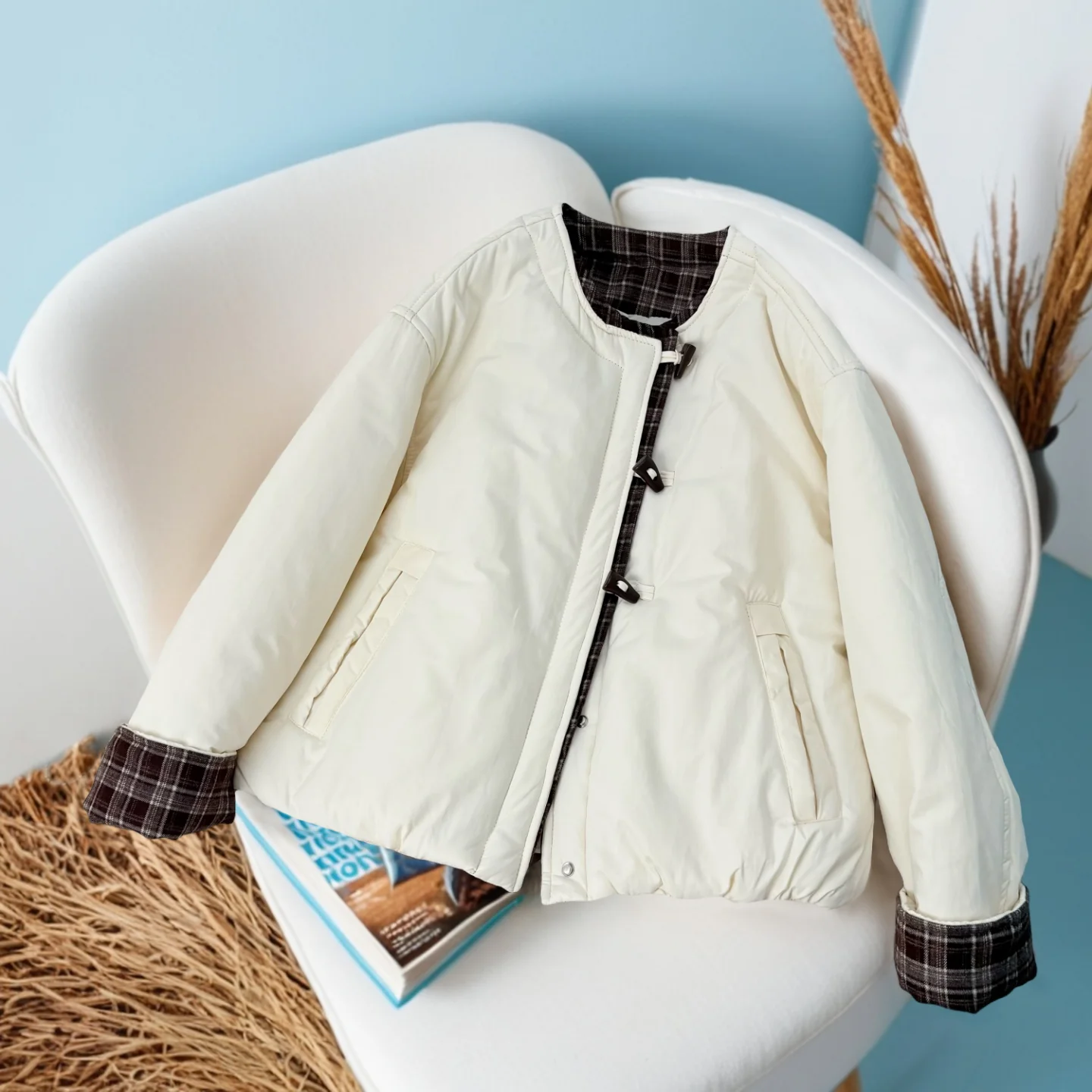 

Корейская легкая хлопковая куртка в клетку с круглым вырезом для женщин, осенне-зимняя, свободная, теплая, утягивающая, в стиле бейсбольной куртки, верхняя одежда