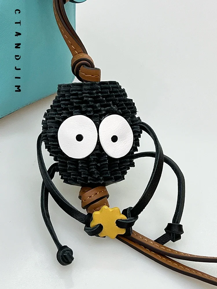 

Handmade Woven Coal Ball Pendant Premium Sheepskin & Cowhide Exquisite Cute Cartoon Bag Fashion Ornament for Daily ﻿