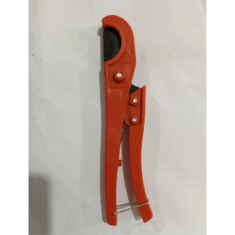 Compact Scissors Design PEX PVC Pipe Cutter One Hand Operation Portable Plastic Tube Wire Cutting Practical Hand Tool