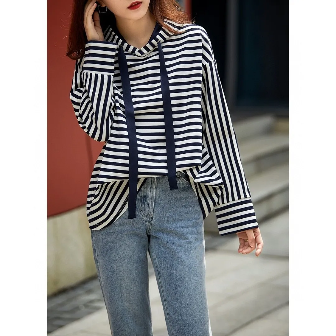 

Clothing 2023 New Fall Women's Fashionable and Reducing Age Striped Loose Long Sleeve Hooded Sweater 0830