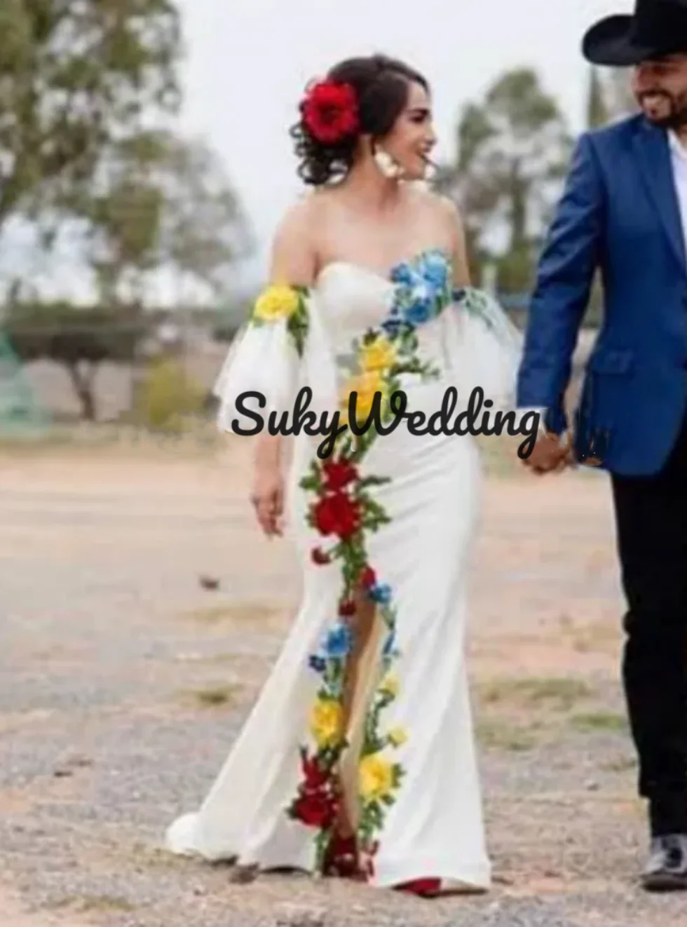 Sunflower Embroidered Mermaid Wedding Dresses with 3D Floral Western Country Wedding Gowns Garden Bridal Gown Mexican Customized