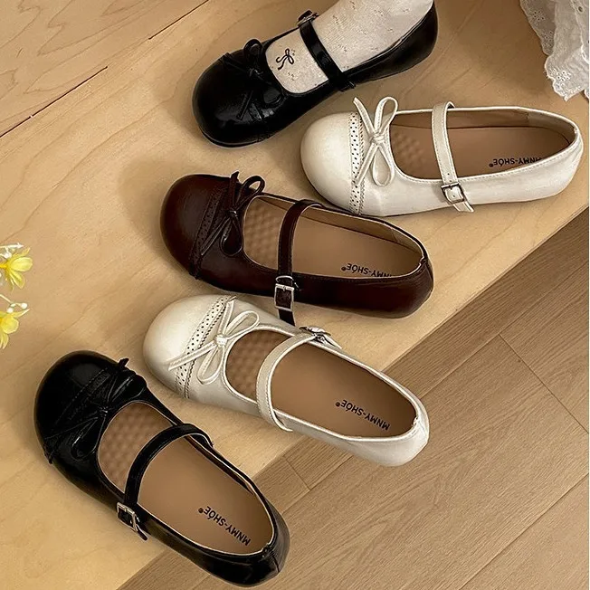 Brown British flat-soled jk small leather shoes women's 2026 new autumn heightening soft-soled French Mary Jane shoes