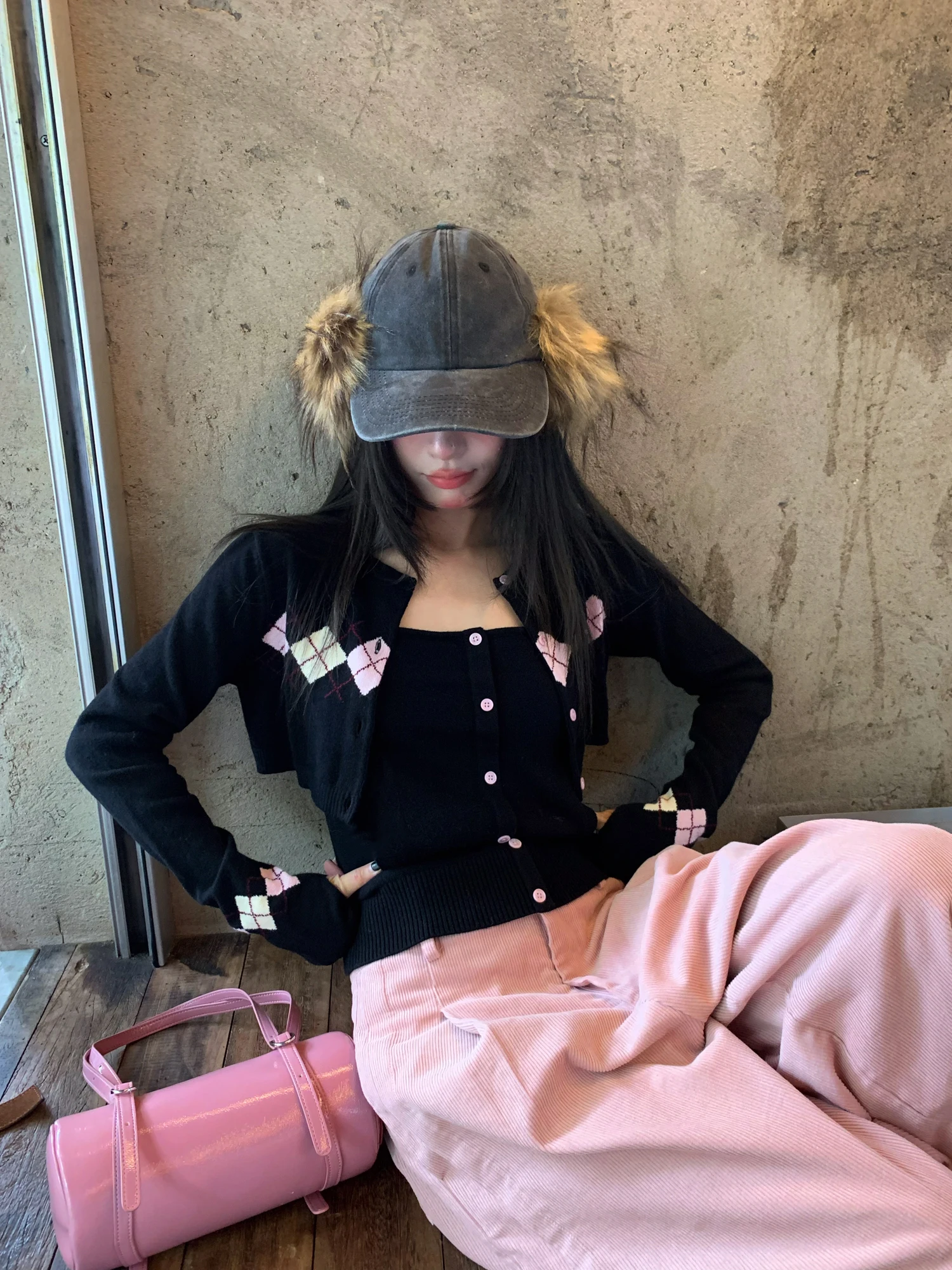 

Briti lectual Orthodontic Set Diamond Pattern Two-Piece Sweater And Vest Ensemble Autumn 2025 Ladies Faion